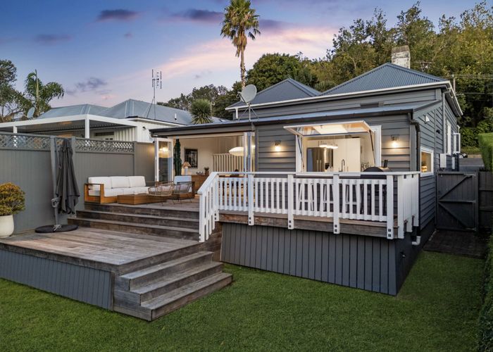  at 15 Albert Road, Devonport, North Shore City, Auckland