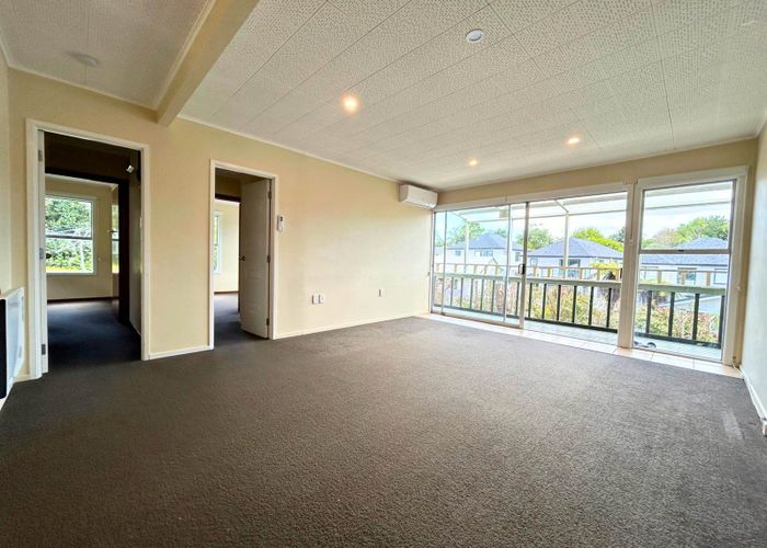  at 2/39 Noall Street, Te Atatu Peninsula, Waitakere City, Auckland