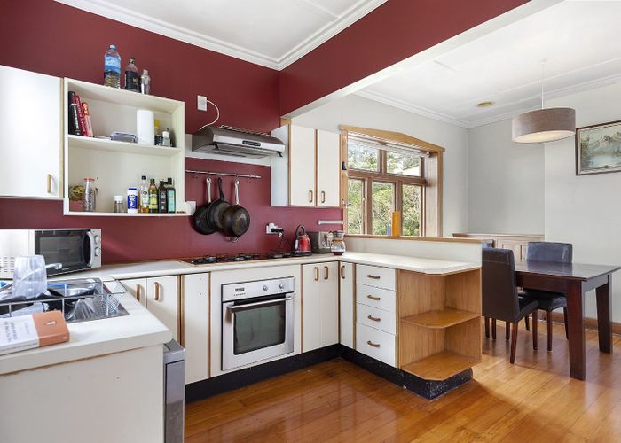  at 7 Mana Street, Vogeltown, Wellington