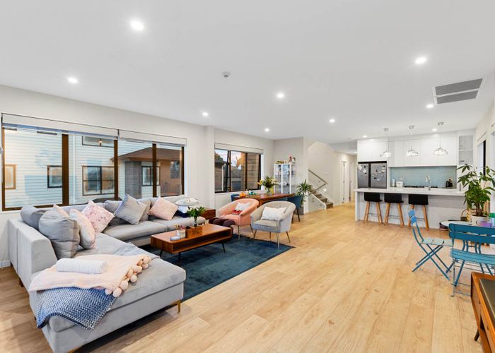  at 16 Gilfillan Street, Blockhouse Bay, Auckland