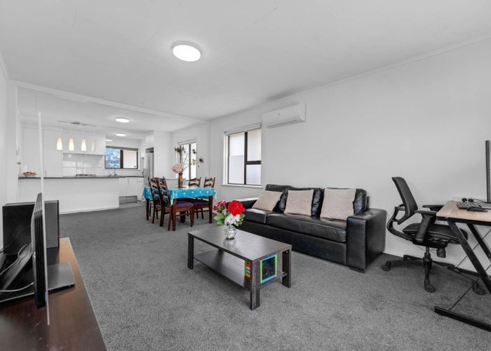  at 13 Geoffrey Place, Mangere East, Manukau City, Auckland