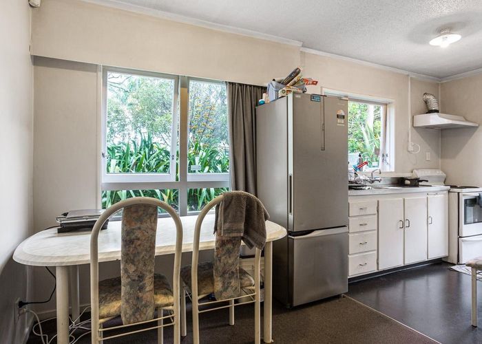 at 1/253 Balmoral Road, Sandringham, Auckland