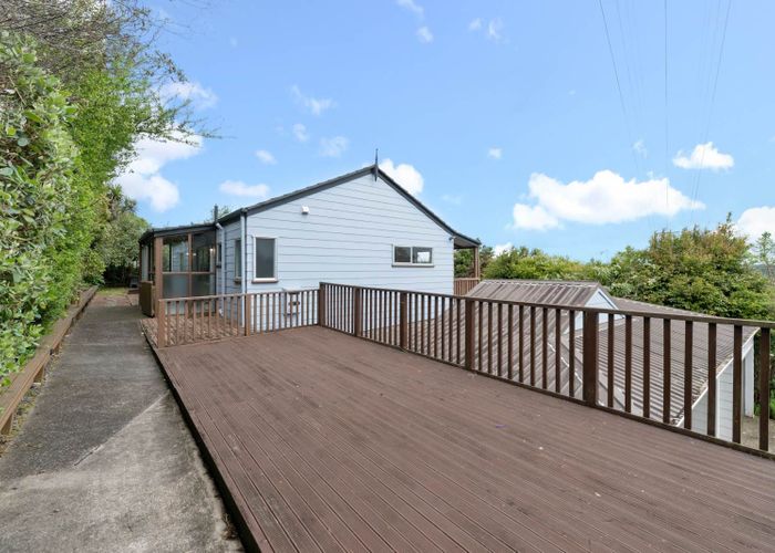  at 29 Santiago Crescent, Unsworth Heights, North Shore City, Auckland