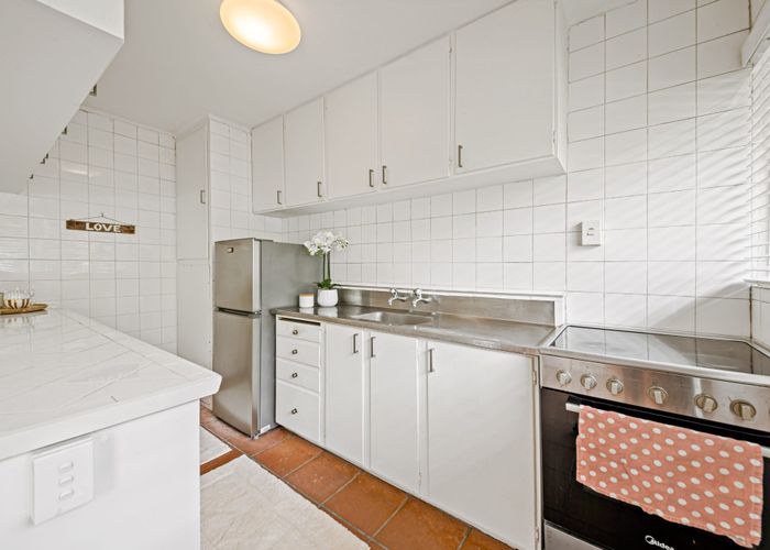  at 5/654 Mount Eden Road, Mount Eden, Auckland