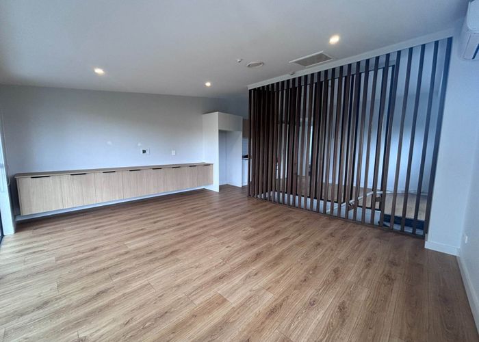  at 8/269 Rosedale Road, Albany, North Shore City, Auckland