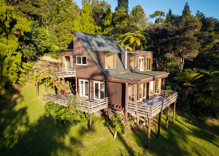  at 781 West Coast Road, Oratia, Waitakere City, Auckland