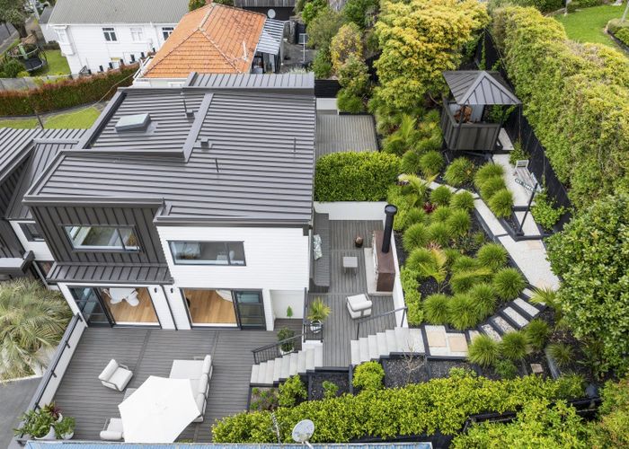  at 14C Alfred Street, Northcote Point, Auckland