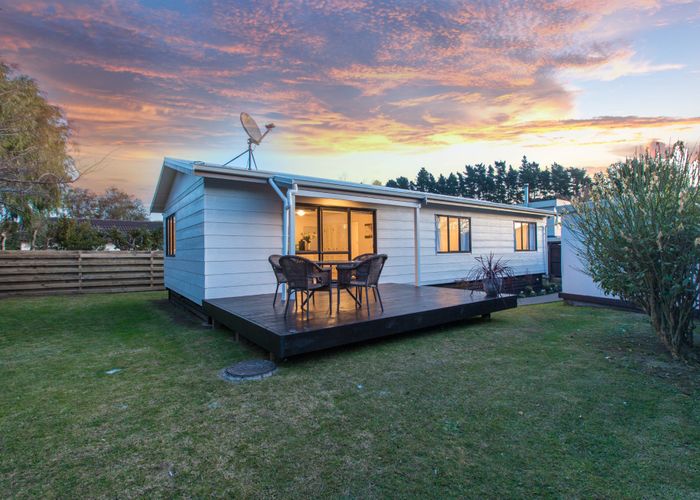  at 2/30 Pinehurst Place, Wattle Downs, Manukau City, Auckland