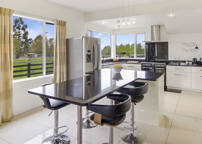  at 331 Fairview Road, Fairview