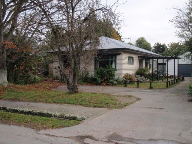  at 43 Clifford Avenue, Merivale, Christchurch