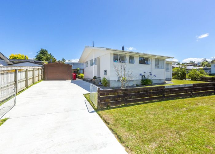  at 83 Norana Road, Timberlea, Upper Hutt