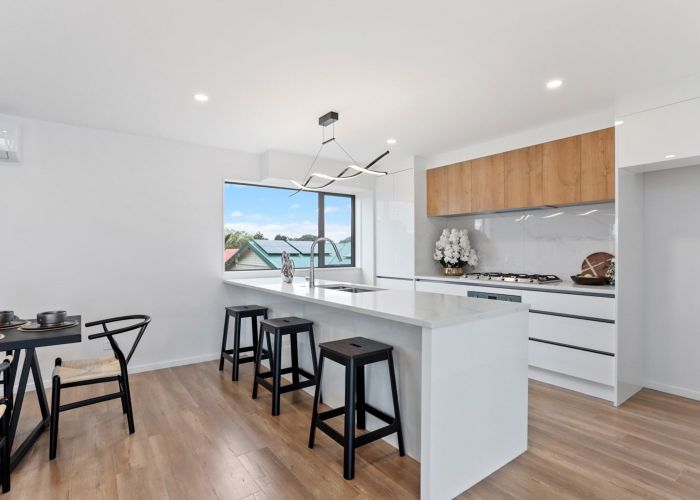  at 6/12 Jasper Avenue, Mount Roskill, Auckland