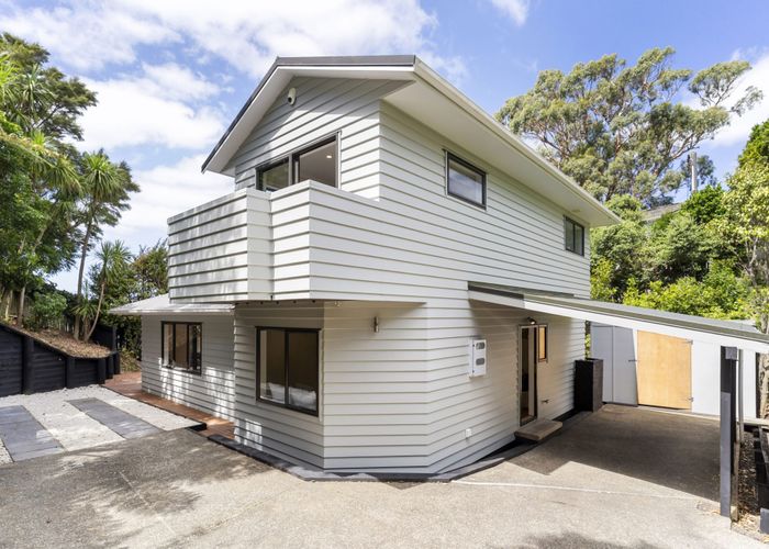  at 3/599 Glenfield Road, Totara Vale, North Shore City, Auckland