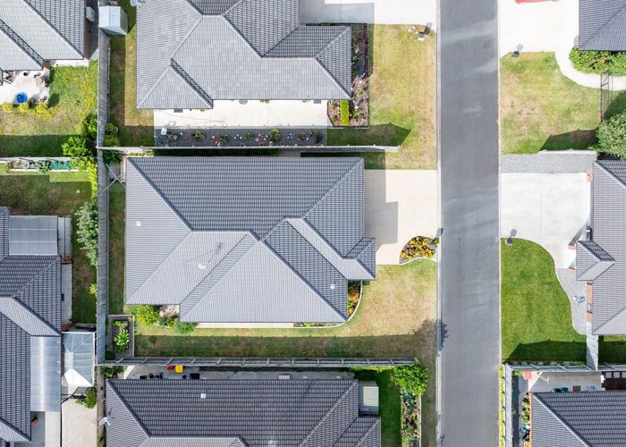  at 42 Edgeview Crescent, Fitzroy, Hamilton