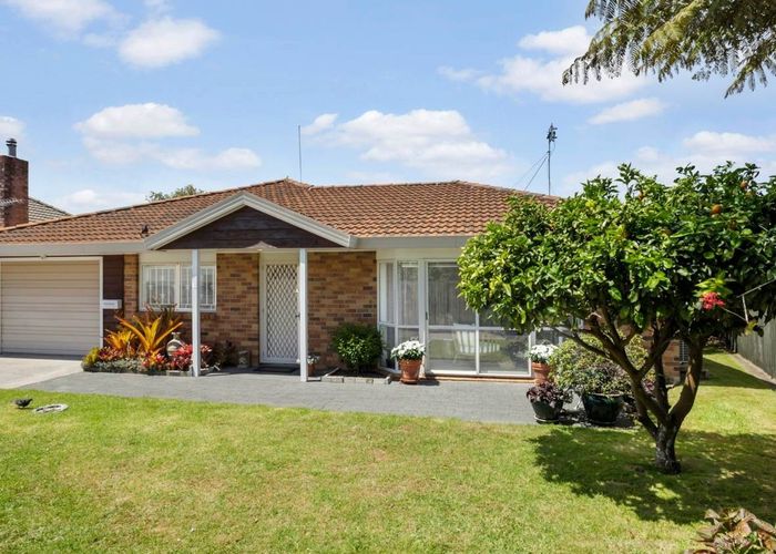  at 1/843 Manukau Road, Royal Oak, Auckland