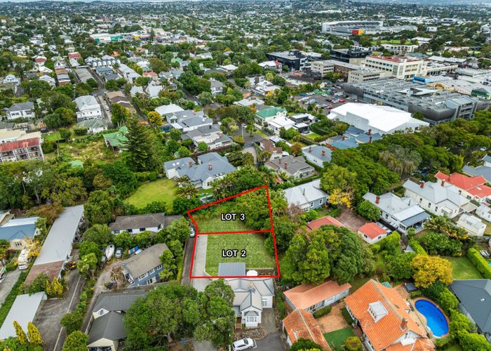 at 2/5 and 3/5 Edenvale Park Road, Mount Eden, Auckland City, Auckland