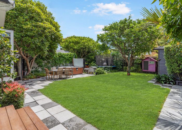  at 1 Oban Road, Westmere, Auckland