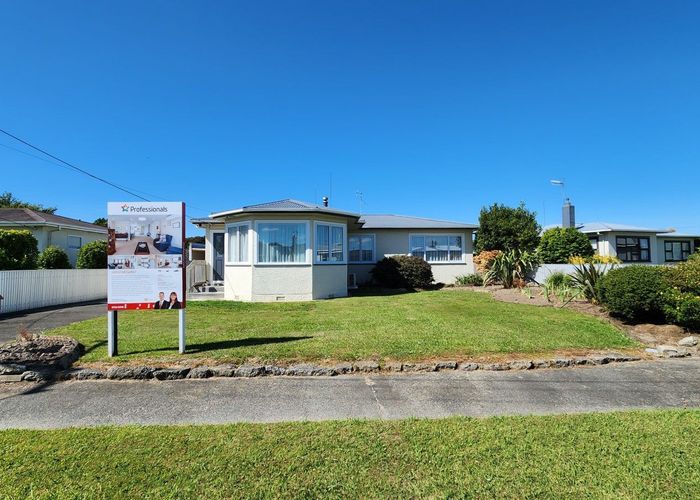  at 4 MacMillan Place, Feilding, Feilding