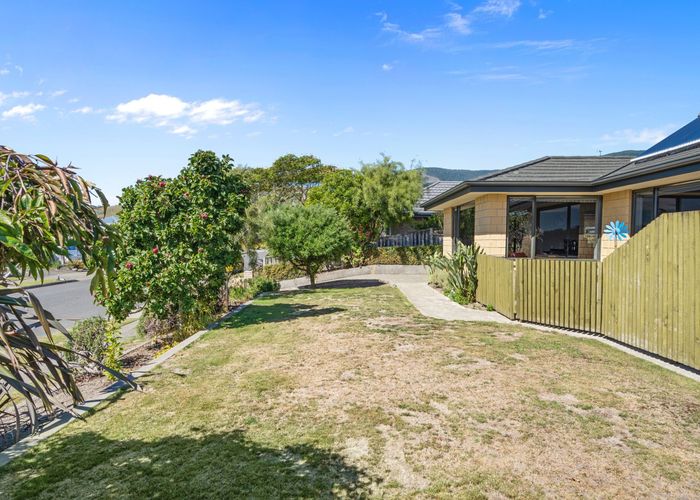  at 15 Kingsford Drive, Stoke, Nelson, Nelson / Tasman