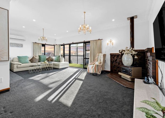 at 37 Santa Monica Place, Goodwood Heights, Manukau City, Auckland