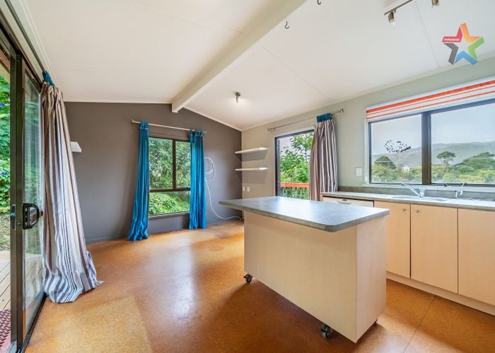  at 18 Forest Road, Raumati South, Paraparaumu