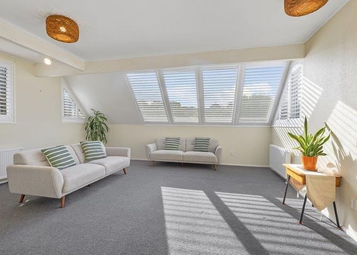  at 53 Jubilee Road, Khandallah, Wellington