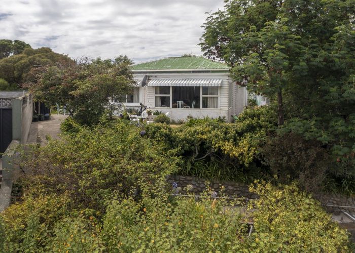  at 2 Manly Street, Paraparaumu Beach, Paraparaumu