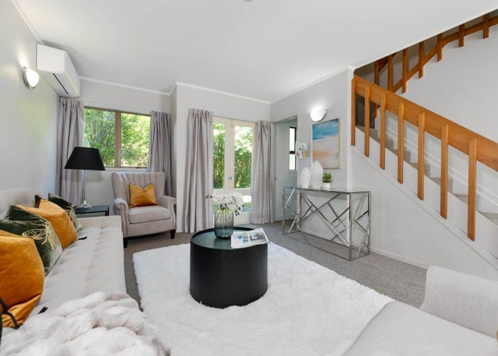  at 2/180 Green Lane West, Greenlane, Auckland City, Auckland