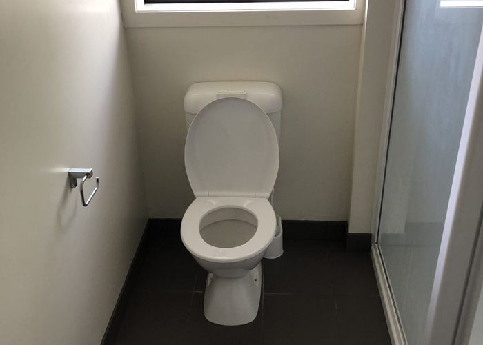  at 3J/9 The Avenue, Albany, North Shore City, Auckland