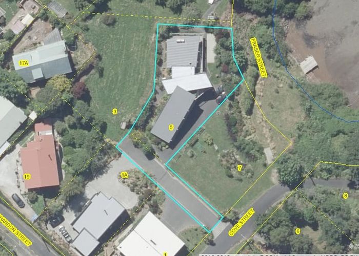  at 5 Cove Street, Roseneath, Port Chalmers