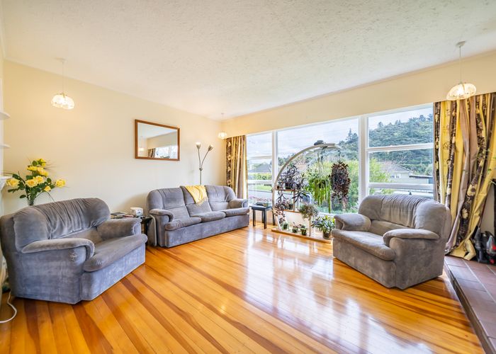  at 88 Hine Road, Wainuiomata, Lower Hutt