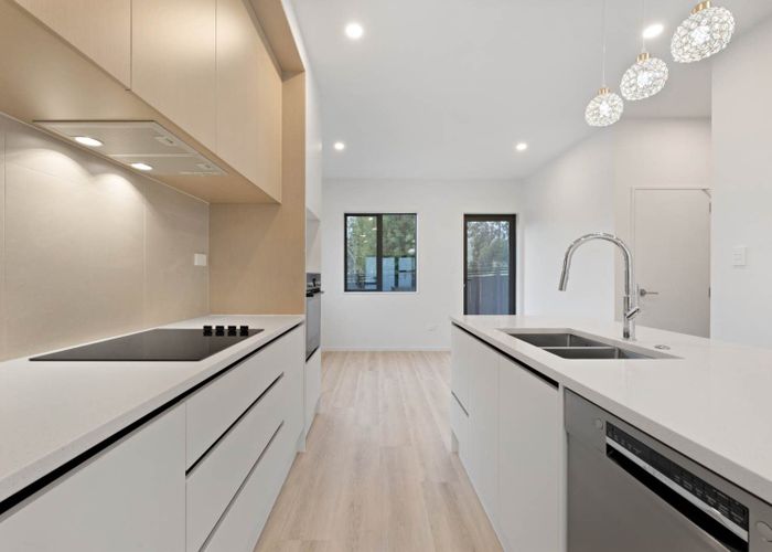  at 19 Whiteywood Street, Westgate, Waitakere City, Auckland