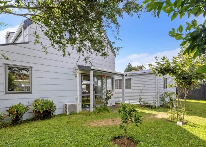  at 1/277 Porchester Road, Takanini, Auckland