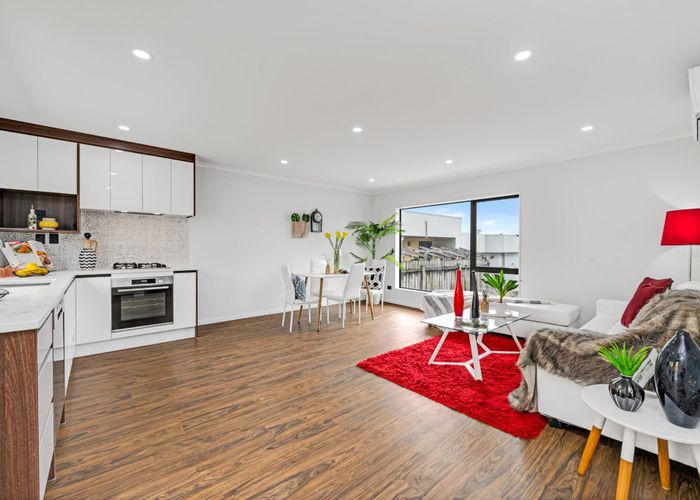  at 8/50 Tiverton Road, Avondale, Auckland City, Auckland
