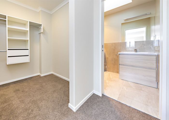  at 27 Warbler Crescent, Papakura, Papakura