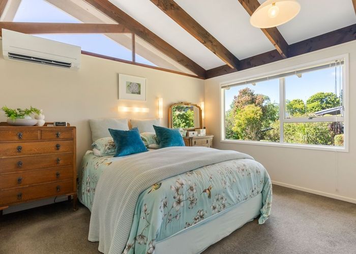  at 40 Saddleback Rise, Murrays Bay, North Shore City, Auckland