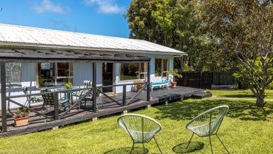  at 33 Sea View Road, Ostend, Waiheke Island