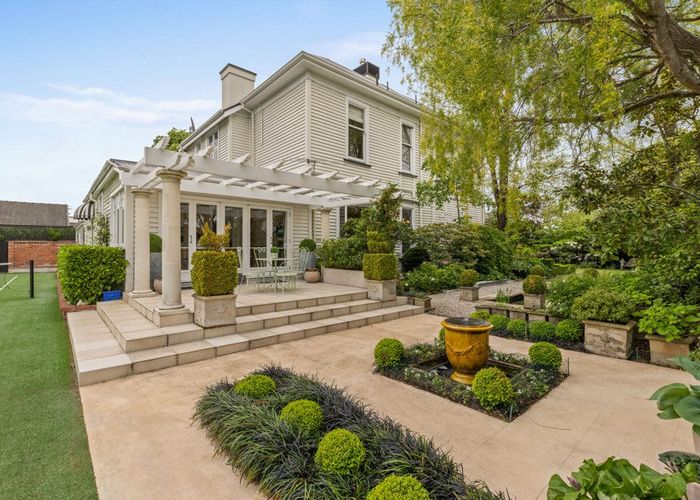  at 40 Mansfield Avenue, Merivale, Christchurch City, Canterbury