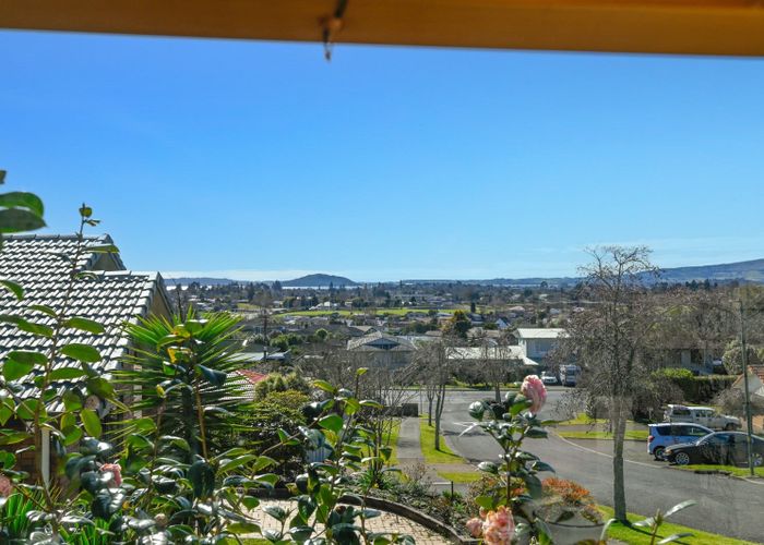  at 7 Cobbe Place, Pomare, Rotorua