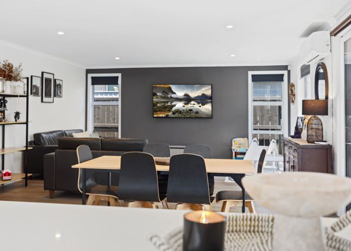  at 92 Penetaka Heights, Pyes Pa, Tauranga