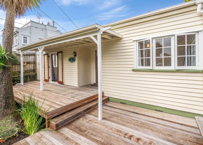  at 1/21 Te Kawa Road, One Tree Hill, Auckland City, Auckland