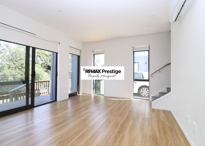  at 2  Korokio Lane, Henderson, Waitakere City, Auckland