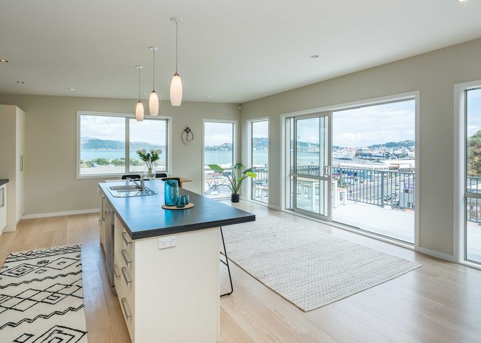  at 10 Cameron Street, Kaiwharawhara, Wellington