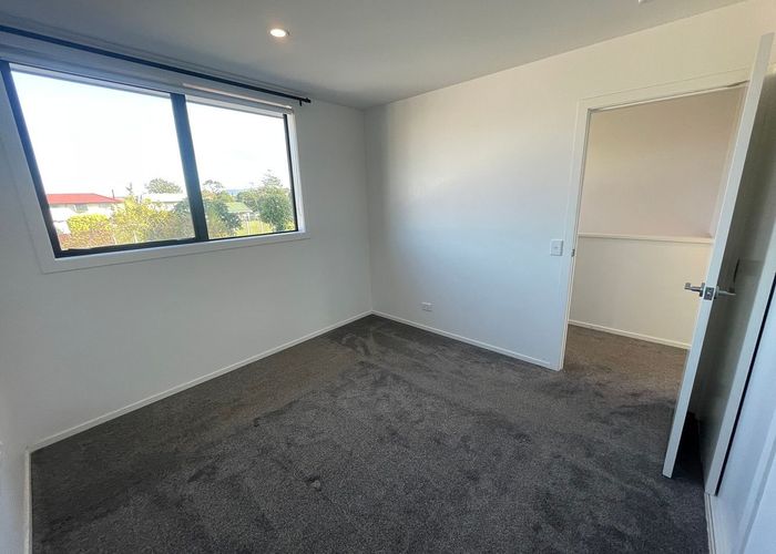  at 3/83 Vodanovich Road, Te Atatu South, Waitakere City, Auckland