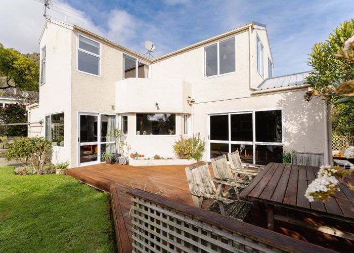  at 6 Rosehill Road, Macandrew Bay, Dunedin