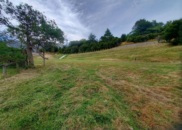 For sale 32 Cemetery Road, Wainui, Banks Peninsula, Canterbury