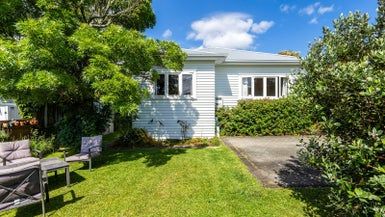  at 114A Kiwi Road, Point Chevalier, Auckland