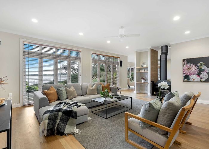  at 17 Elsie Drive, Waiuku, Franklin, Auckland