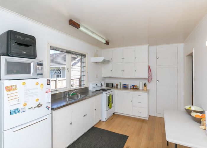  at 9 Sheridan Street, Silverdale, Hamilton