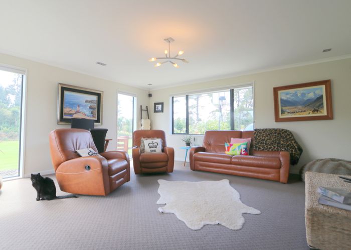  at 16 Awarua Road, Otatara